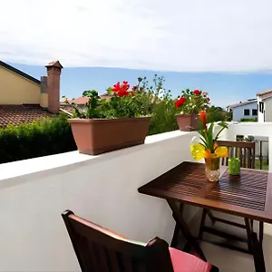 amelie-apartments-porec.in-istria.net/