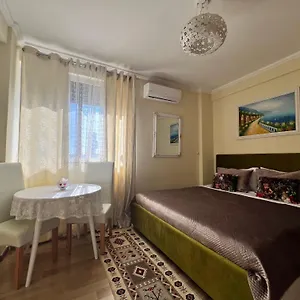 evis-guest-house.hotels-in-tirana.com/